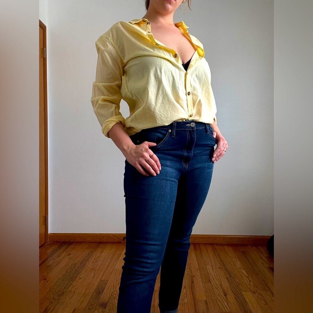 H and M yellow button up